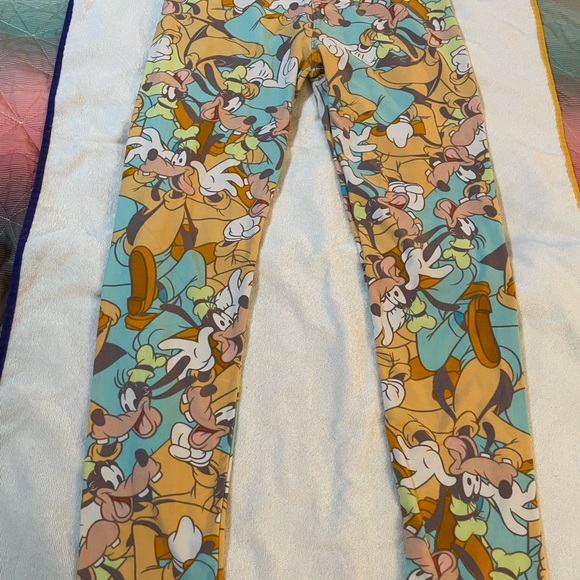 LuLaRoe Pants - Lularoe Disney Goofy Leggings
